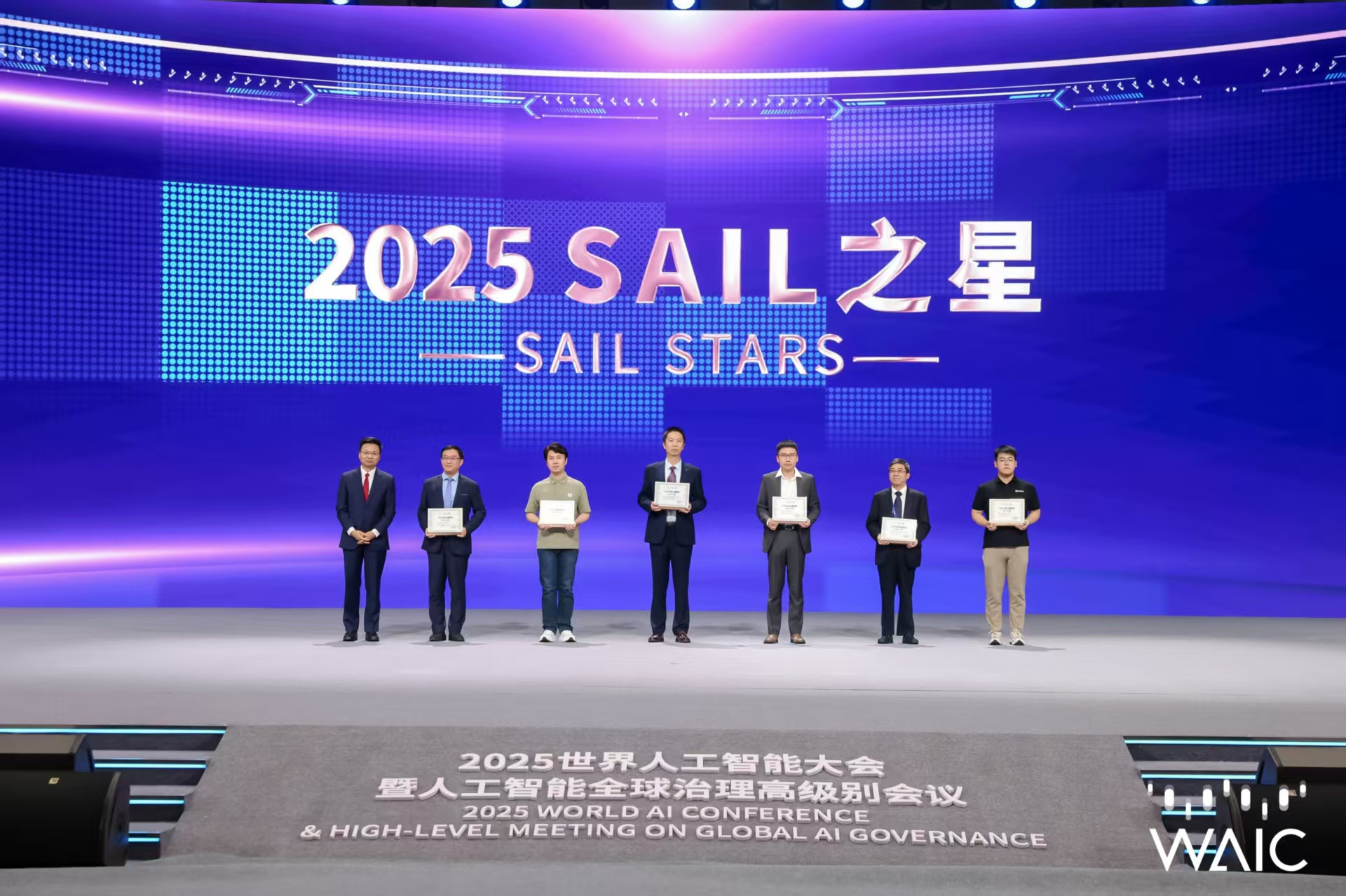 今年会-一机多用一目智能净饮机把握净水新风尚